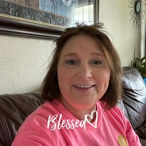 Meet your Posher, Carrie